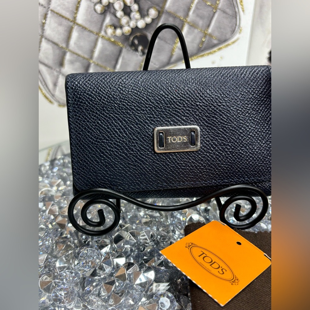 Tod's key holder full inclusion EUC - Picture 3 of 13
